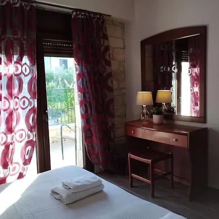 Comfort With Garden And View Villa *