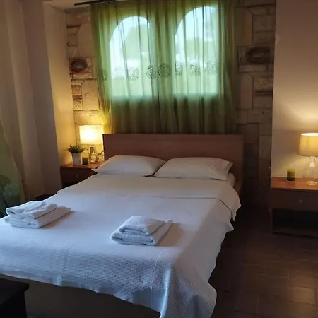 Comfort With Garden And View Villa Kriopigi