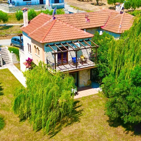Comfort With Garden And View Villa *