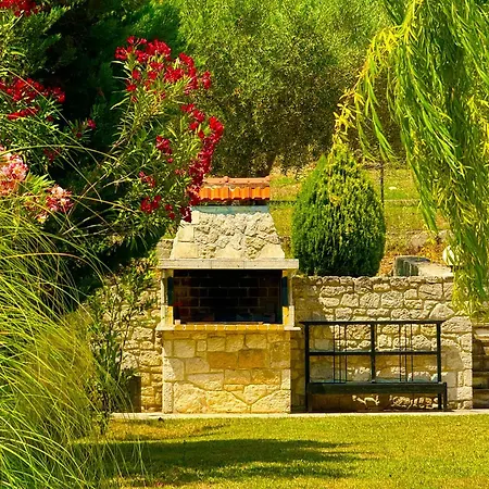 Villa Comfort With Garden And View Kriopigi