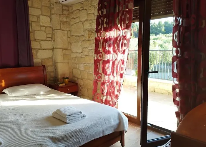 Comfort With Garden And View *