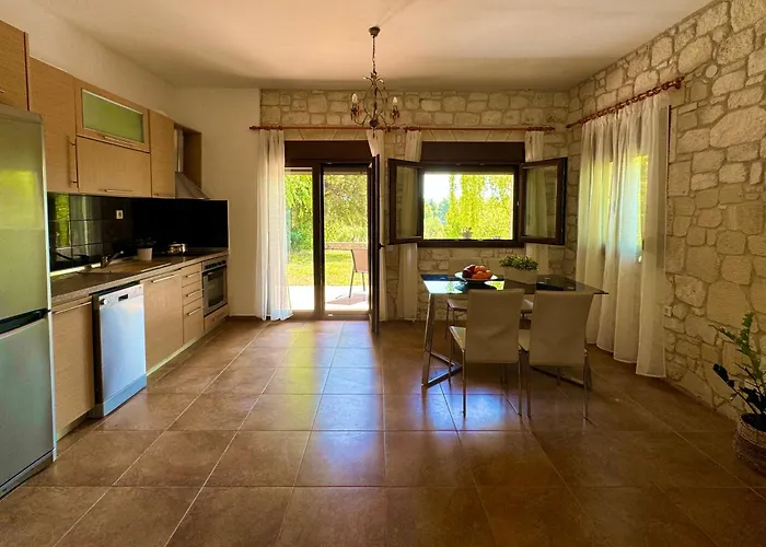 Villa Comfort With Garden And View Kriopigi