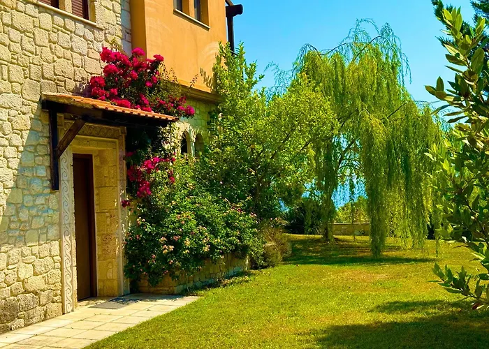 Comfort With Garden And View